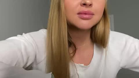 Jess online show from February 2, 2026, 3:22 pm