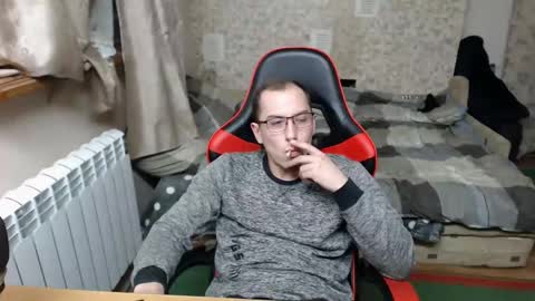 Jess online show from March 3, 2025, 10:42 pm