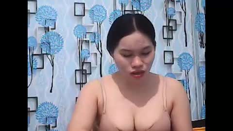 jessa_21 online show from May 6, 2026, 11:04 am
