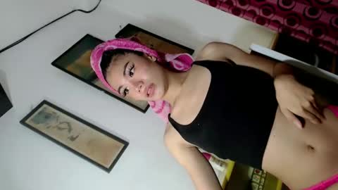 Snapshot of jessalicious1 chatting on February 16, 2025, 7:48 am jessalicious1 online show from February 16, 2025, 7:48 am