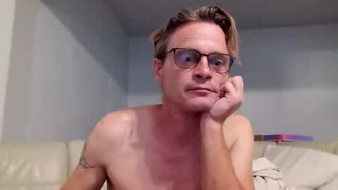 Jesse Burkle online show from July 8, 2026, 1:54 am