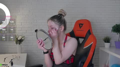 Snapshot of jessefost chatting on April 4, 2026, 4:33 am jessefost online show from April 4, 2026, 4:33 am