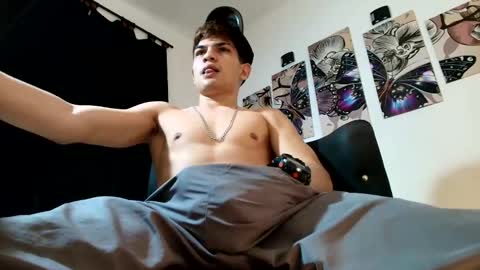 jesshot_bigcock online show from May 16, 2026, 3:14 am