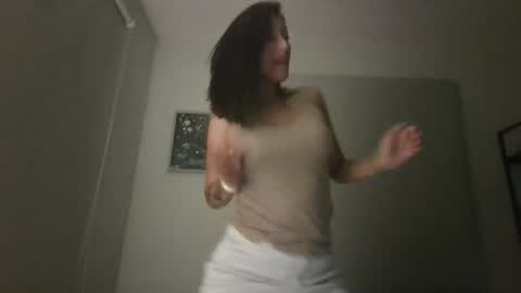 Jessica Gomez online show from May 11, 2026, 3:12 am