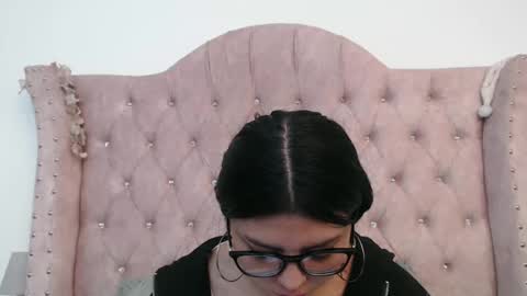 Jessica  online show from September 17, 2025, 5:36 pm