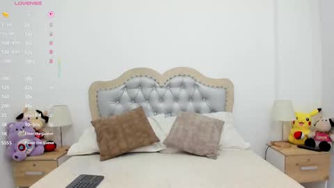 Snapshot of jessica_cortes chatting on October 15, 2025, 3:50 am jessica  cortes online show from October 15, 2025, 3:50 am