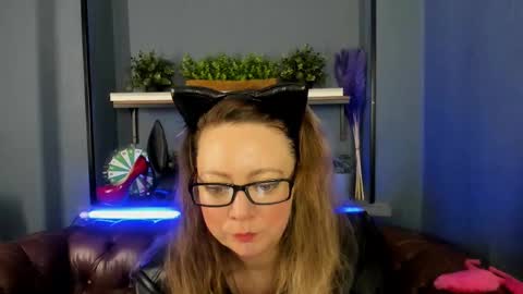 Jessica online show from March 1, 2025, 12:56 pm