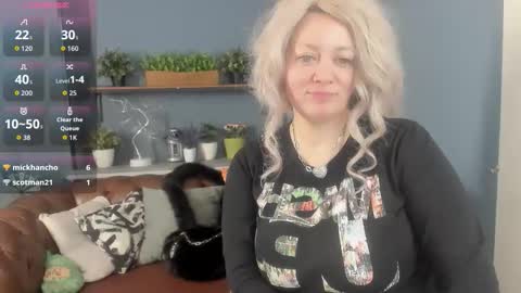 Snapshot of jessica_foxie chatting on February 10, 2026, 8:24 pm Jessica online show from February 10, 2026, 8:24 pm