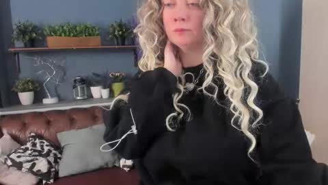 Snapshot of jessica_foxie chatting on February 20, 2026, 1:44 pm Jessica online show from February 20, 2026, 1:44 pm