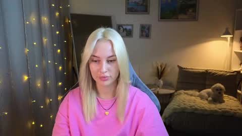 Jessy online show from December 17, 2024, 2:22 pm