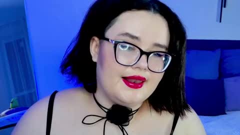 Natalia online show from March 11, 2025, 11:15 pm