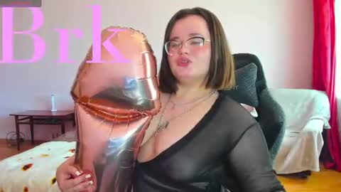 Natalia online show from June 28, 2026, 7:47 am