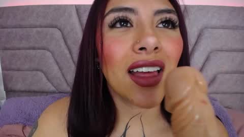 Jessica Kraft online show from April 23, 2026, 2:24 am