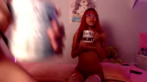 Jess And Rogger independents online show from November 28, 2025, 10:29 am