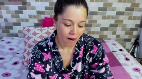 jessimodel independient online show from May 20, 2026, 1:01 am