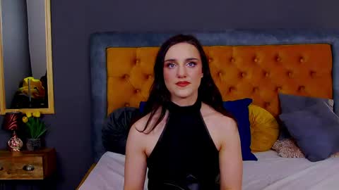 Jessica White online show from May 9, 2026, 4:17 am