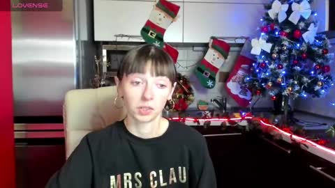 Snapshot of jessicaforris chatting on December 4, 2024, 12:25 pm jessicaforris online show from December 4, 2024, 12:25 pm