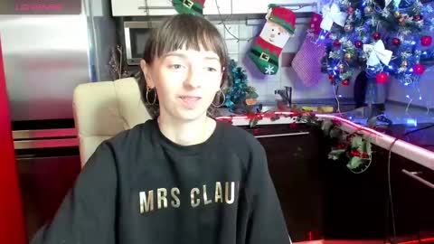 Snapshot of jessicaforris chatting on December 16, 2024, 11:01 am jessicaforris online show from December 16, 2024, 11:01 am