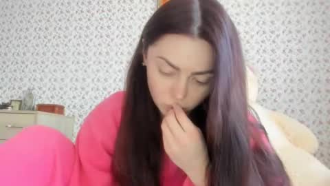 jessicagoold online show from February 24, 2025, 2:37 pm