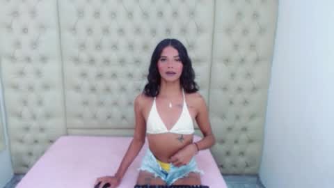 Snapshot of jessicahott01 chatting on September 8, 2025, 7:35 pm Jessica online show from September 8, 2025, 7:35 pm