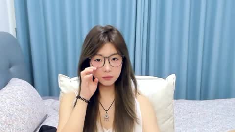 jessicalena online show from May 5, 2026, 5:54 pm