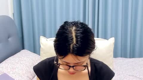 jessicalena online show from May 7, 2026, 11:21 pm