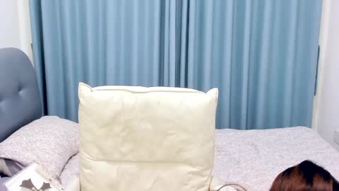 jessicalena online show from May 12, 2026, 7:33 pm