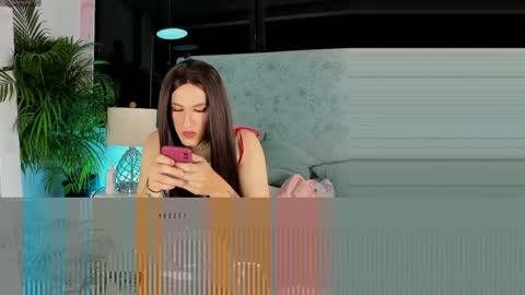 JESSI AND NAOMI online show from May 7, 2026, 4:40 am