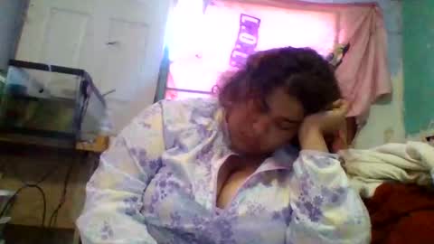dovedianna online show from May 11, 2026, 11:35 pm