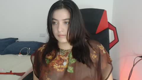 Snapshot of jessicared18 chatting on September 19, 2025, 1:56 pm jessicared18 online show from September 19, 2025, 1:56 pm