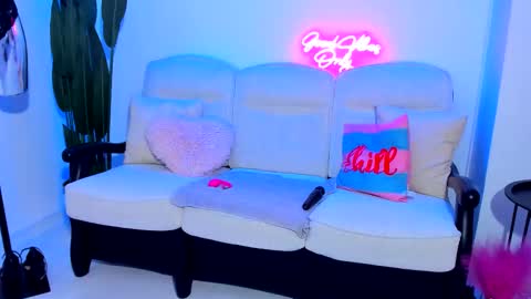 Snapshot of jessicasky_ chatting on February 19, 2026, 9:33 pm Jessy online show from February 19, 2026, 9:33 pm