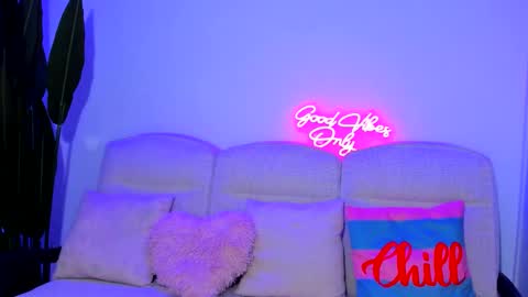 Snapshot of jessicasky_ chatting on March 6, 2026, 9:22 pm Jessy online show from March 6, 2026, 9:22 pm