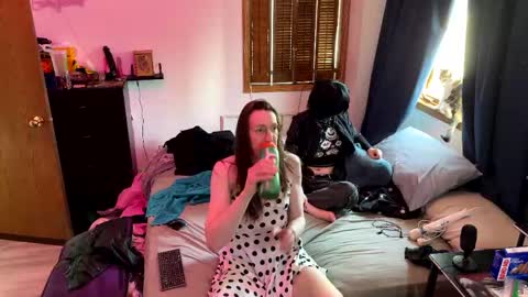 Jessica Starla online show from June 5, 2026, 10:59 pm