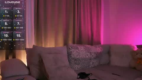 Jess online show from August 9, 2026, 4:28 am