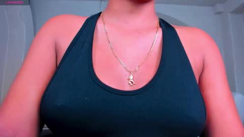 Snapshot of jessicawilliams1 chatting on October 14, 2025, 9:43 am JESS online show from October 14, 2025, 9:43 am