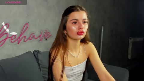 Snapshot of jessie_wallkker chatting on March 2, 2025, 1:36 am Jessie online show from March 2, 2025, 1:36 am