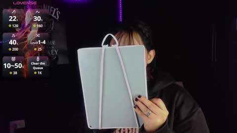 jessie_wild online show from October 19, 2025, 5:30 am