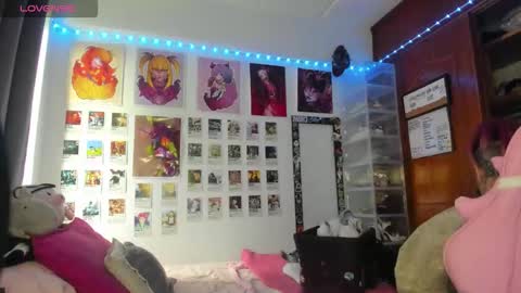 Snapshot of jessie_williams_01 chatting on March 18, 2026, 4:32 pm Your Sweet Angel online show from March 18, 2026, 4:32 pm