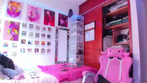 Snapshot of jessie_williams_01 chatting on March 25, 2026, 7:31 pm Your Sweet Angel online show from March 25, 2026, 7:31 pm