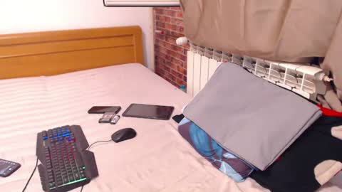 jessiestar3 online show from July 9, 2026, 11:42 pm