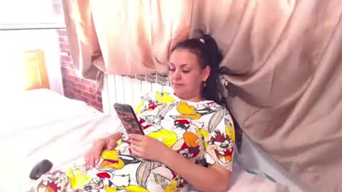 jessiestar3 online show from July 21, 2026, 1:57 pm
