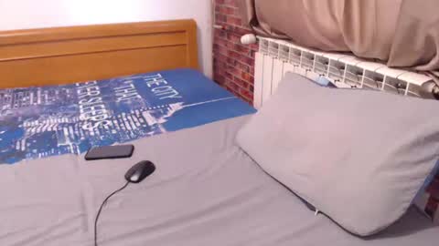 jessiestar3 online show from July 22, 2026, 2:42 pm