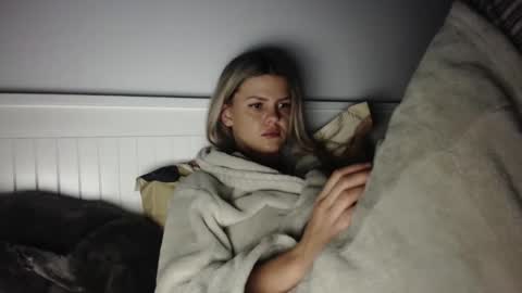 jessieryan online show from January 15, 2026, 3:44 am