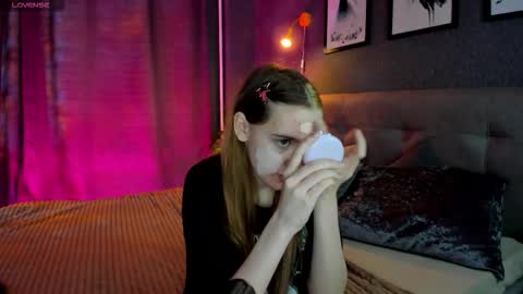 Snapshot of jessiexxiv chatting on September 21, 2025, 7:43 am Jessie online show from September 21, 2025, 7:43 am