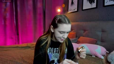 Jessie online show from November 20, 2025, 9:20 am