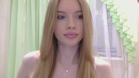 Marina online show from June 4, 2026, 8:59 pm