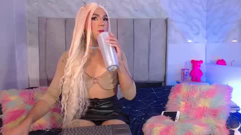 JESS online show from December 4, 2024, 8:23 am