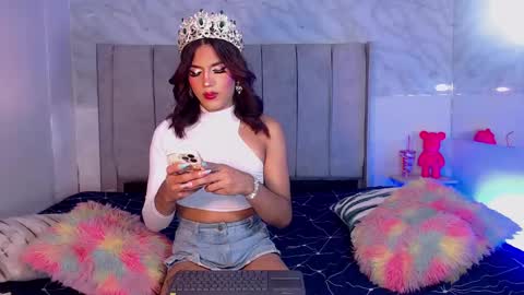 JESS online show from December 5, 2024, 12:41 am