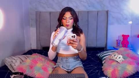 JESS online show from December 5, 2024, 3:48 am