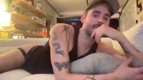 jessndjay1992 online show from September 26, 2025, 3:54 am